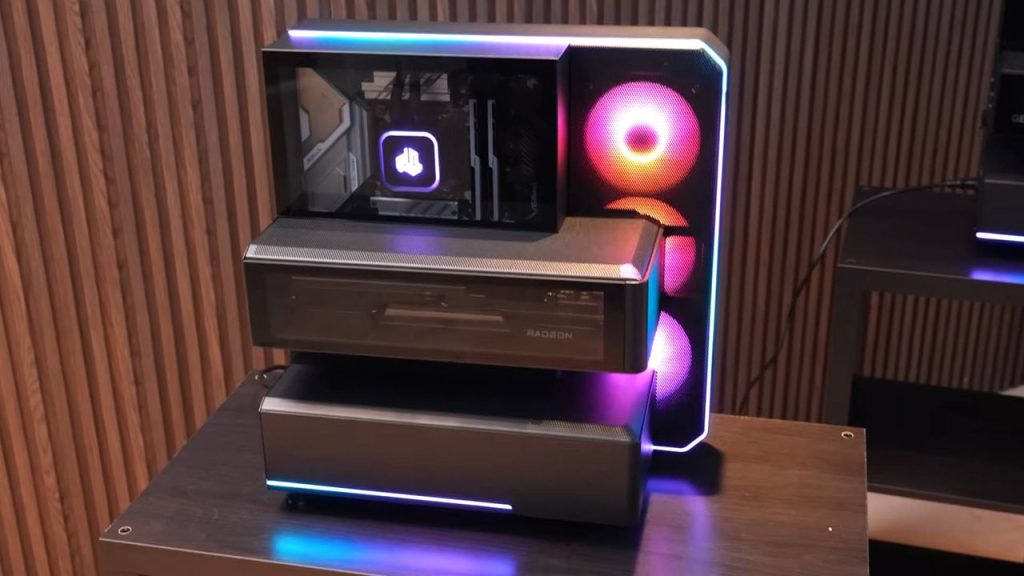 Phanteks EX: необычный корпус для ПК с отдельной комнатой для видеокарты